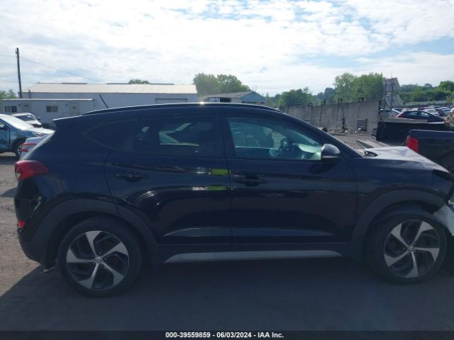 KM8J3CA27HU567206 Hyundai Tucson Value