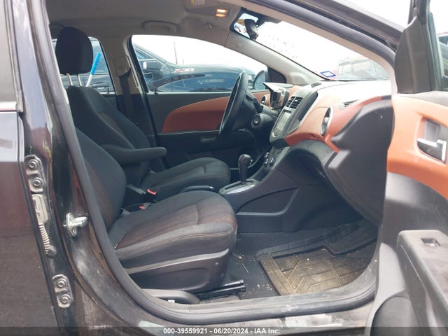 Chevrolet Sonic Lt Auto 2016 1G1JC5SH3G4163801 Image 5