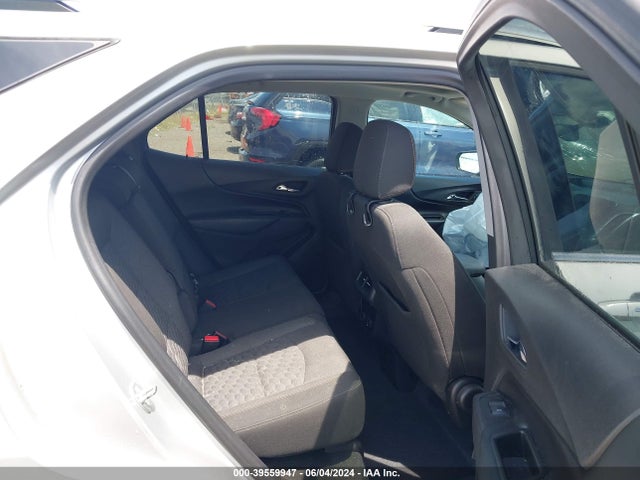 Chevrolet EQUINOX LT 2018 3GNAXJEV0JL384772 Image 8