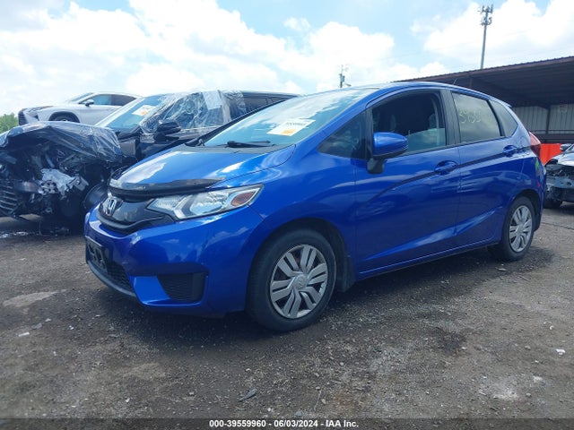 Honda FIT LX 2015 3HGGK5H52FM716685 Image 2