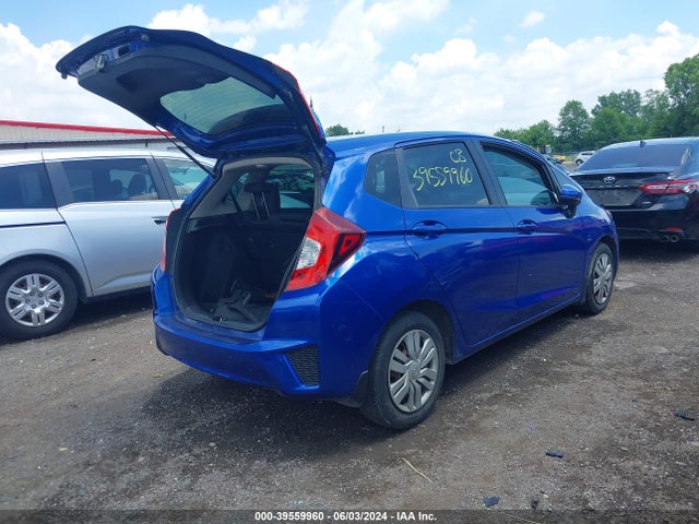 Honda FIT LX 2015 3HGGK5H52FM716685 Image 4