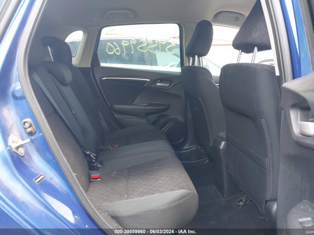 Honda FIT LX 2015 3HGGK5H52FM716685 Image 8