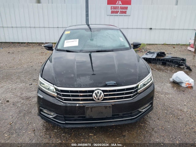 1VWGT7A39HC073320 Volkswagen Passat 1.8t Se