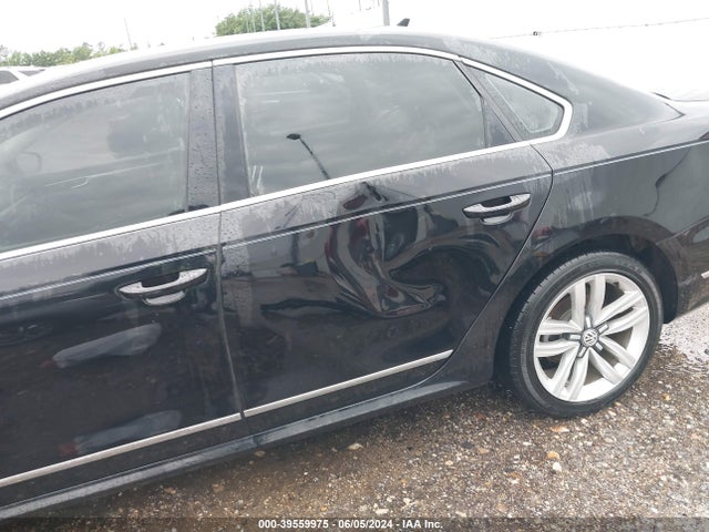 1VWGT7A39HC073320 Volkswagen Passat 1.8t Se