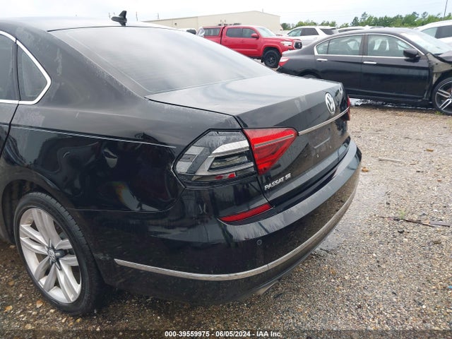 1VWGT7A39HC073320 Volkswagen Passat 1.8t Se
