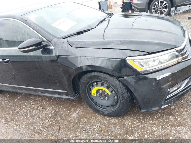 1VWGT7A39HC073320 Volkswagen Passat 1.8t Se