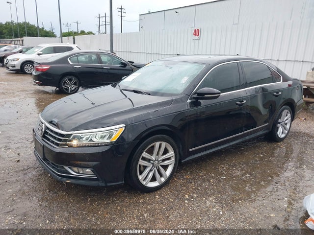 1VWGT7A39HC073320 Volkswagen Passat 1.8t Se