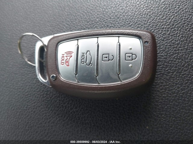 Hyundai Elantra Value Edition 2018 5NPD84LF9JH335831 Image 11