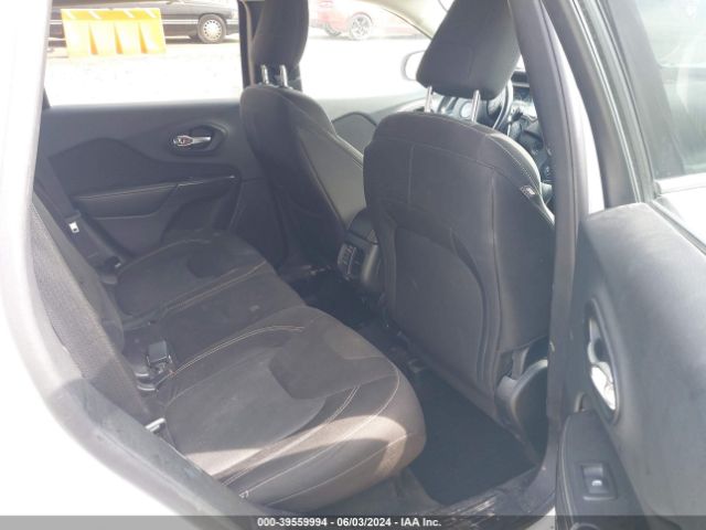 1C4PJMCS1FW594488 Jeep Cherokee Latitude