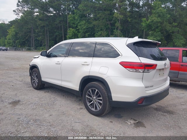 Toyota Highlander Xle 2019 5TDKZRFH8KS561966 Image 14