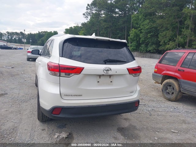 Toyota Highlander Xle 2019 5TDKZRFH8KS561966 Image 16