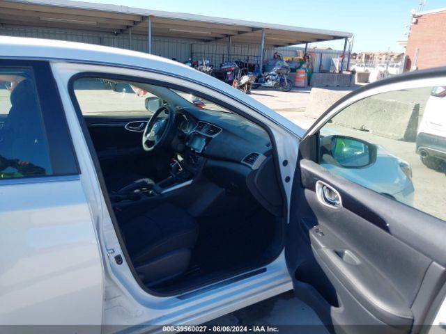 3N1AB7AP7KY410566 Nissan SENTRA SV