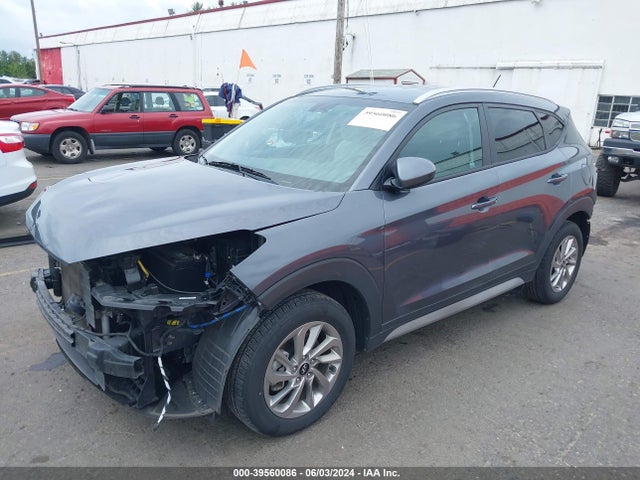 Hyundai TUCSON SE 2017 KM8J3CA45HU445560 Image 2