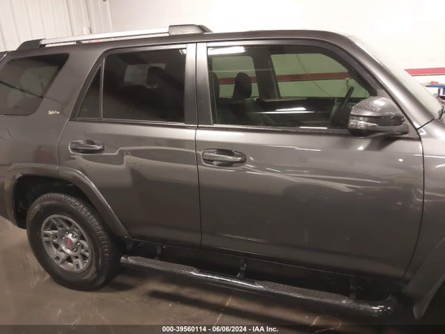 Toyota 4runner Sr5 Premium 2019 JTEBU5JR8K5715231 Image 14