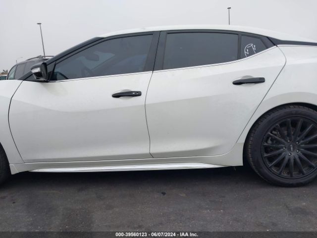 1N4AA6AP3HC375302 Nissan Maxima 3.5 Platinum