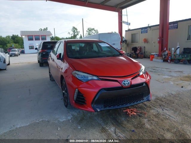 Toyota COROLLA SE 2017 5YFBURHE1HP582838 main image