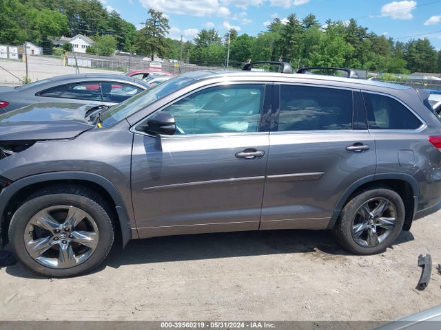 Toyota Highlander Limited Platinum 2017 5TDDZRFH2HS466451 Image 15