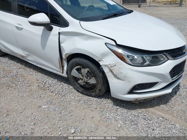 Chevrolet Cruze Ls Auto 2017 1G1BC5SMXH7279823 Image 6