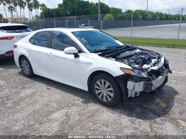 Toyota Camry Le Hybrid 2020 4T1E31AK9LU525148 головне зображення