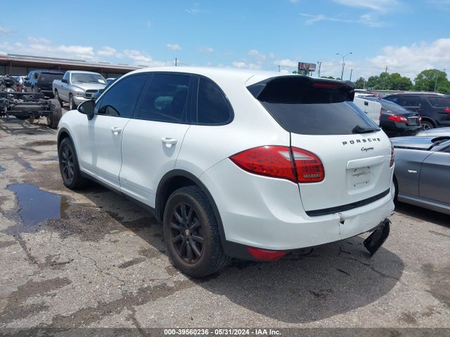 2012 PORSCHE CAYENNE WP1AA2A23CLA09287 Photo 2