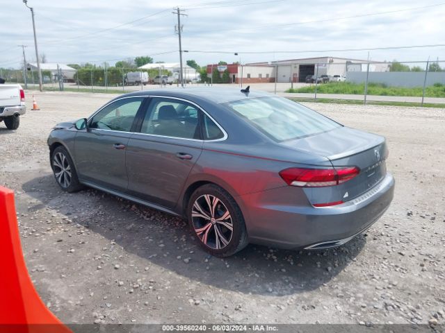 1VWSA7A34NC002635 Volkswagen Passat 2.0t Se