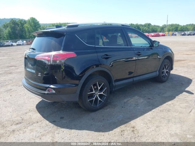 2T3JFREV9GW487555 Toyota RAV4 SE