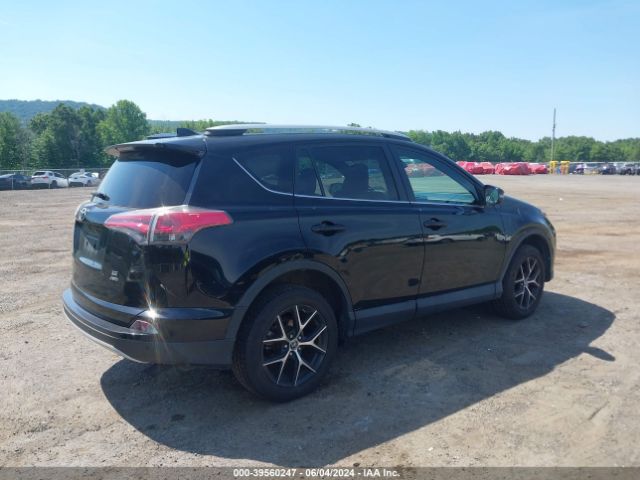 2T3JFREV9GW487555 Toyota RAV4 SE