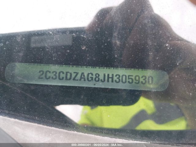 2C3CDZAG8JH305930 Dodge Challenger Sxt