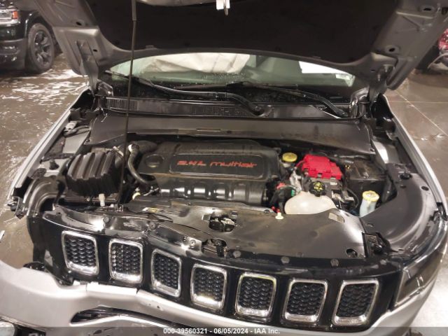 3C4NJDBB0MT573885 Jeep Compass Latitude 4x4