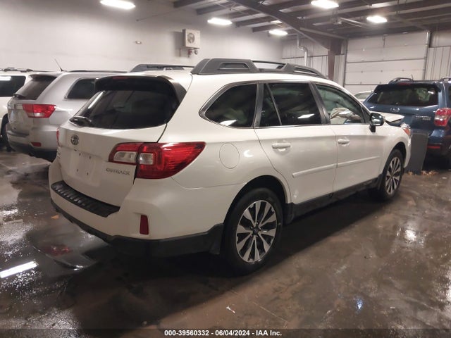 Subaru Outback 2.5i Limited 2015 4S4BSBNC4F3318546 Image 4