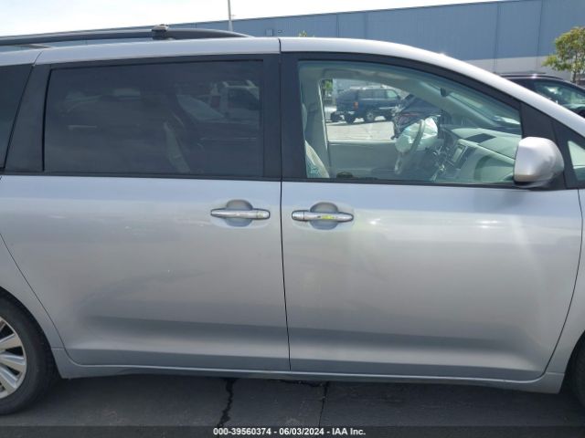 5TDDK3DC2ES085302 Toyota Sienna Xle 7 Passenger