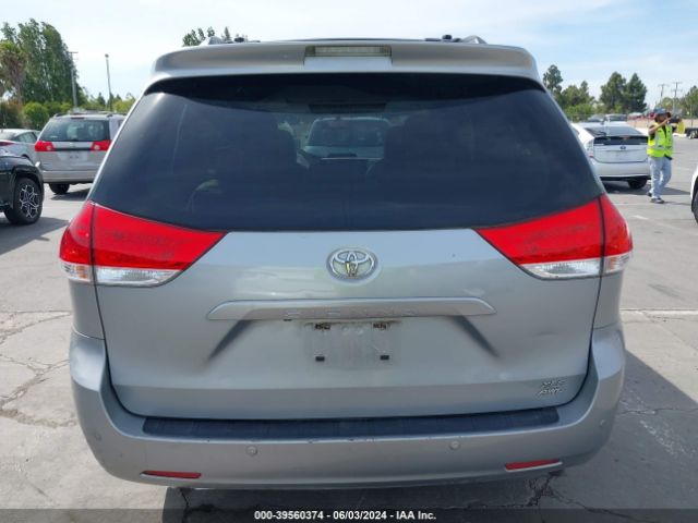 5TDDK3DC2ES085302 Toyota Sienna Xle 7 Passenger