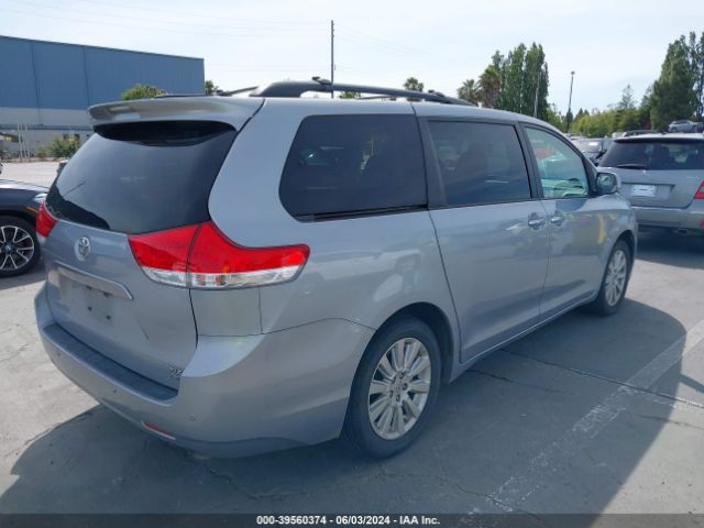 5TDDK3DC2ES085302 Toyota Sienna Xle 7 Passenger