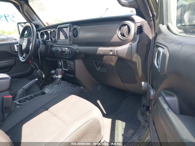 1C4HJXDN1NW151335 Jeep Wrangler Unlimited Sport 4x4