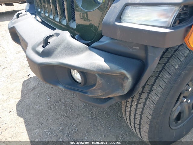 1C4HJXDN1NW151335 Jeep Wrangler Unlimited Sport 4x4