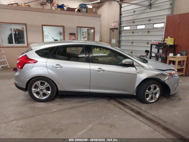 Ford FOCUS SE 2014 1FADP3K26EL139610 Image 13