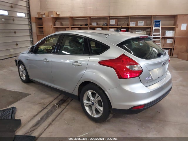 Ford FOCUS SE 2014 1FADP3K26EL139610 Image 3