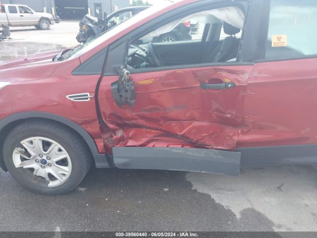 1FMCU0F7XEUD93121 Ford ESCAPE S