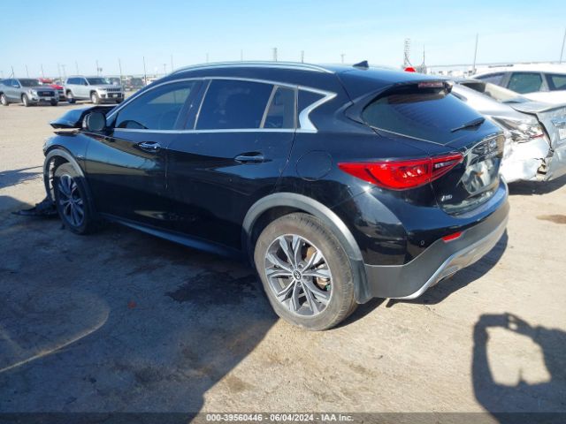 SJKCH5CRXJA052547 Infiniti Qx30 Premium
