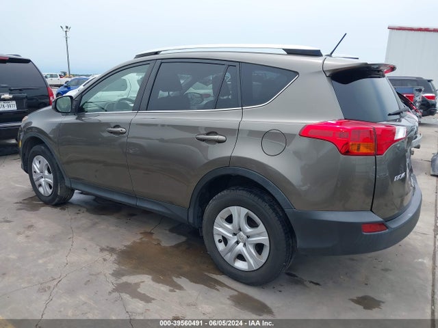 Toyota RAV4 LE 2014 JTMZFREV8ED041989 Image 3