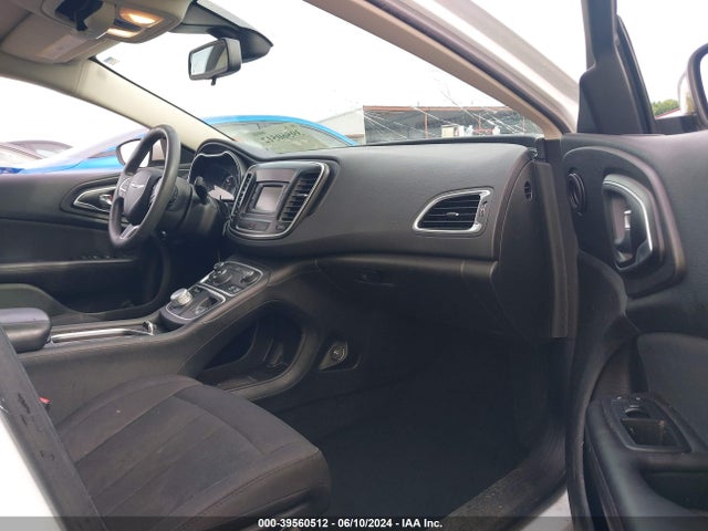 1C3CCCAB9FN632467 Chrysler 200 Limited