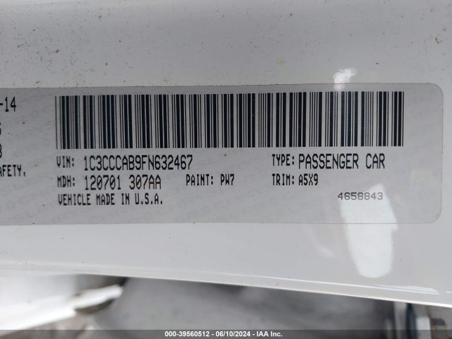 1C3CCCAB9FN632467 Chrysler 200 Limited