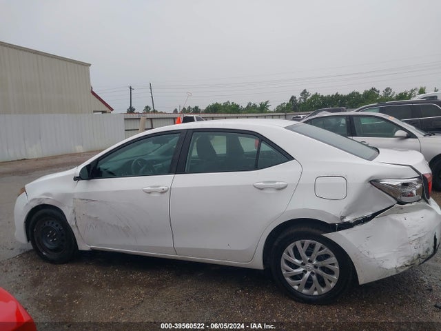 Toyota COROLLA LE 2018 5YFBURHE2JP829502 Image 14
