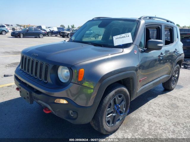 ZACCJBCB9JPH76979 Jeep Renegade Trailhawk 4x4