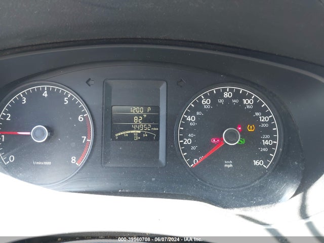 3VW2K7AJ1EM397903 Volkswagen Jetta 2.0l S