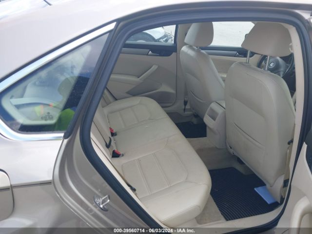 1VWAS7A33FC076879 Volkswagen Passat 1.8t Limited Edition