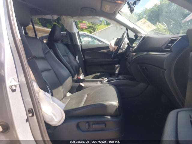 Honda Ridgeline Rtl-t 2018 5FPYK3F62JB011604 Image 5
