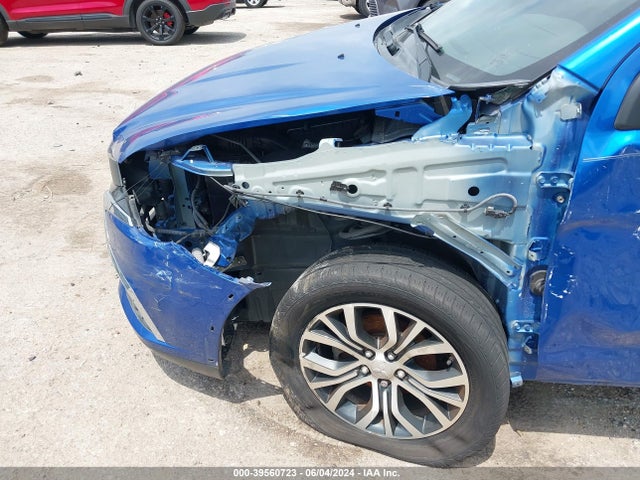 JA4AP3AUXHZ004111 Mitsubishi Outlander Sport 2.0 Es
