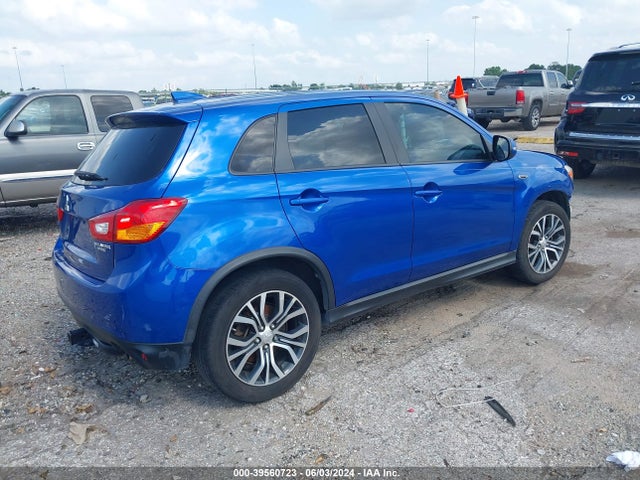 JA4AP3AUXHZ004111 Mitsubishi Outlander Sport 2.0 Es
