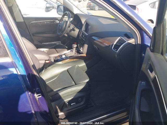Audi Q5 2.0t Premium 2014 WA1LFAFP9EA055466 Image 5